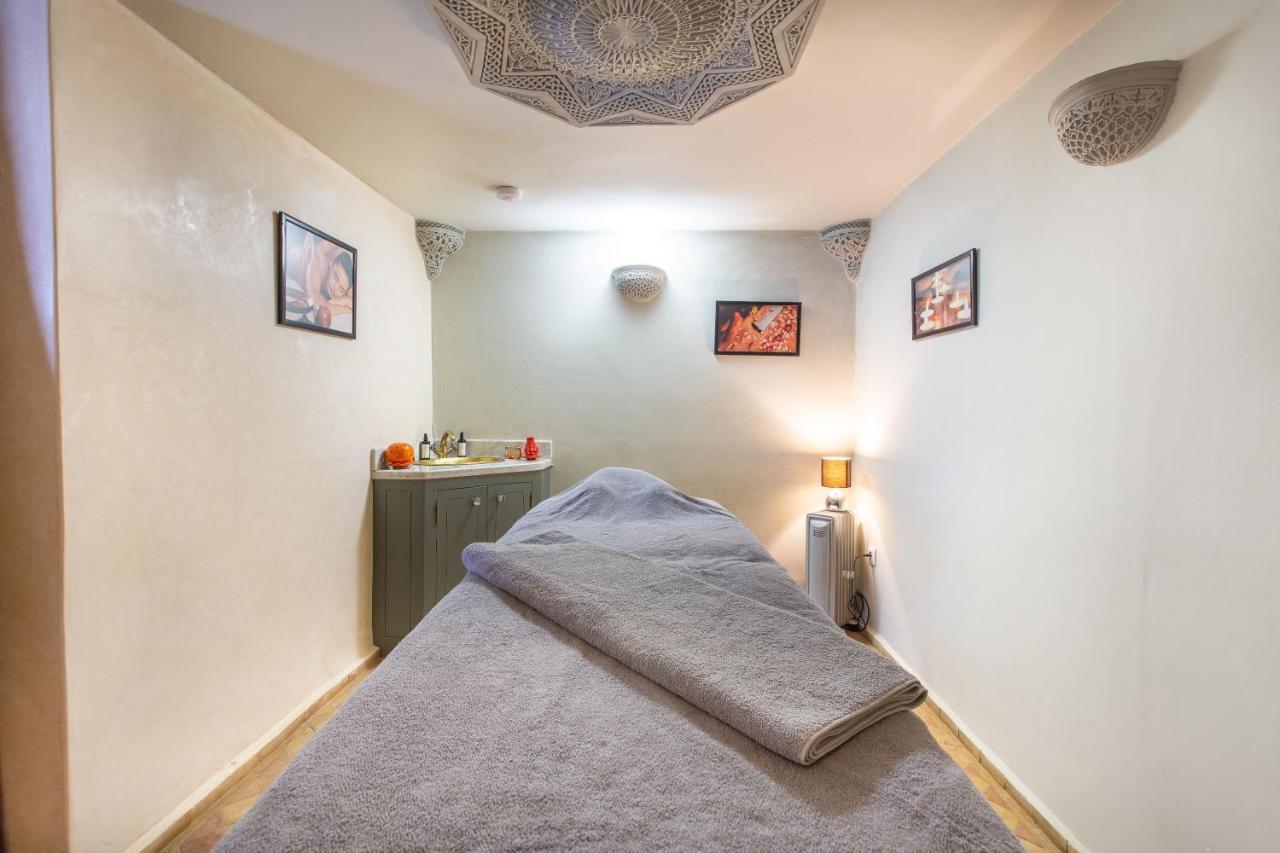 Riad Princesse Des Sables- Jaccuzzi& Spa-Breakfast マラケシュ エクステリア 写真